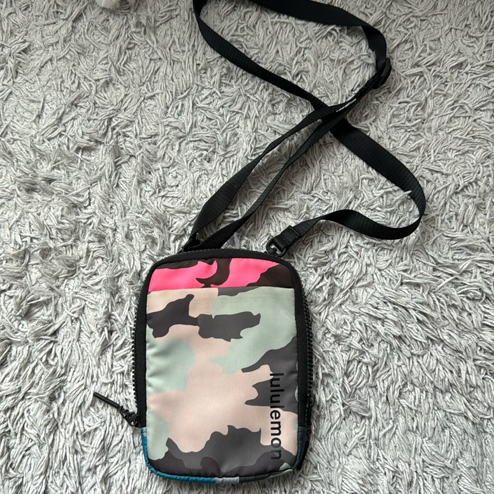 Easy Access Lululemon Bag
